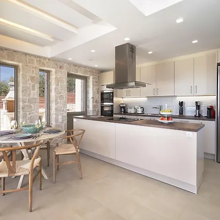 Villa Kalli Pangea *